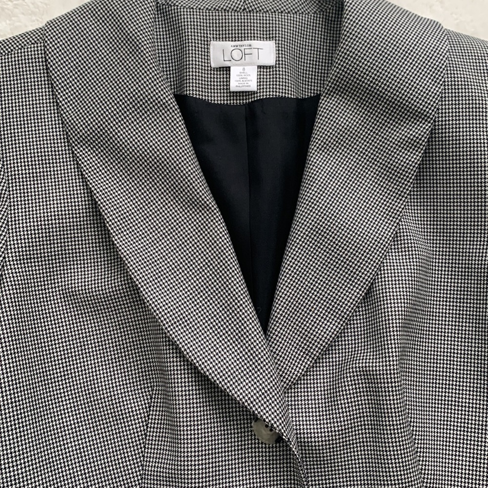 LOFT Blazer - Picture 2 of 2